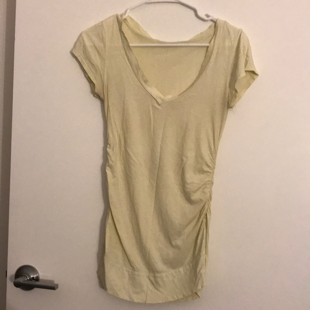 Yellow v-neck tee Sz: M